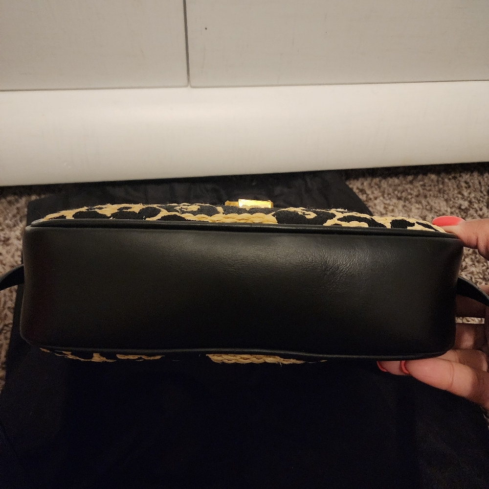 ‼️SOLD‼️YSL Lou Crossbody Bag - Picture 3 of 8